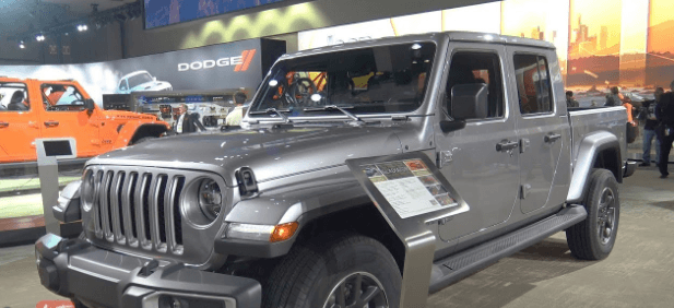 Jeep Gladiator Pickup Truck Price, Interiors and Changes