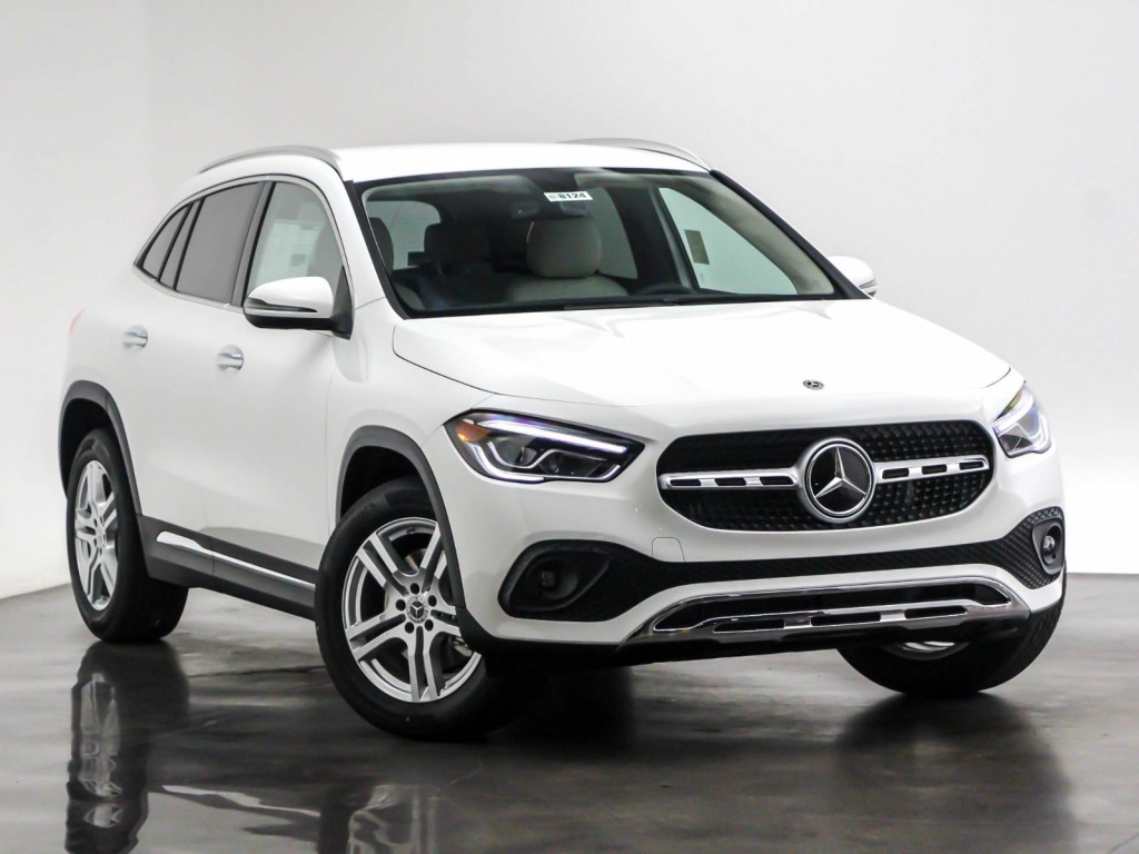 2022 Mercedes GLC 250 Engine