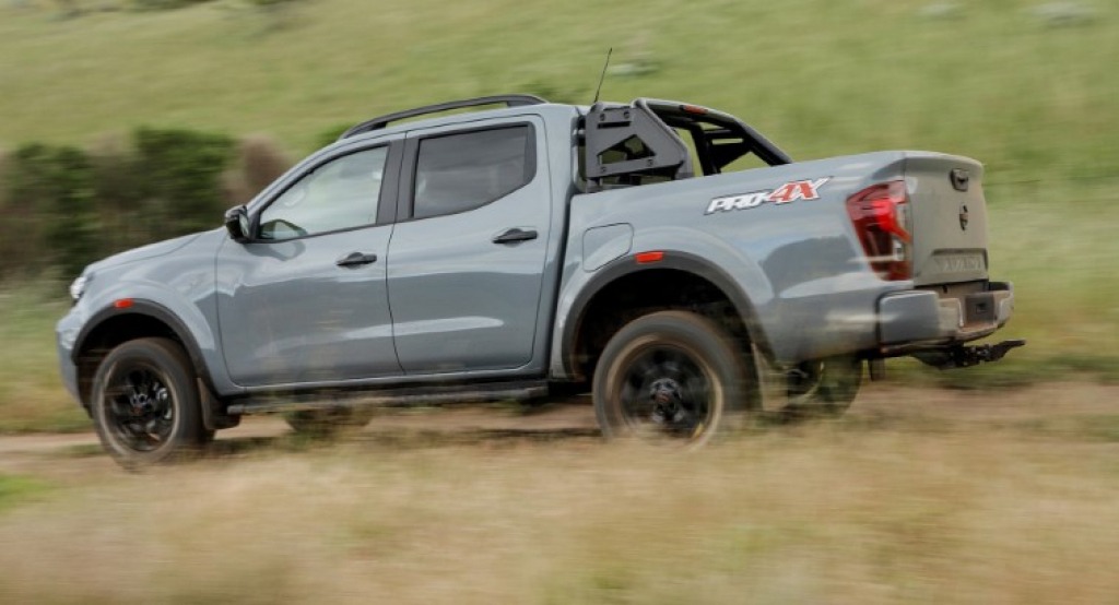 2022 Nissan Navara Interior