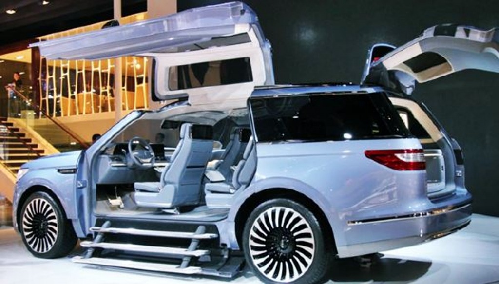 2022 Lincoln Navigator Drivetrain