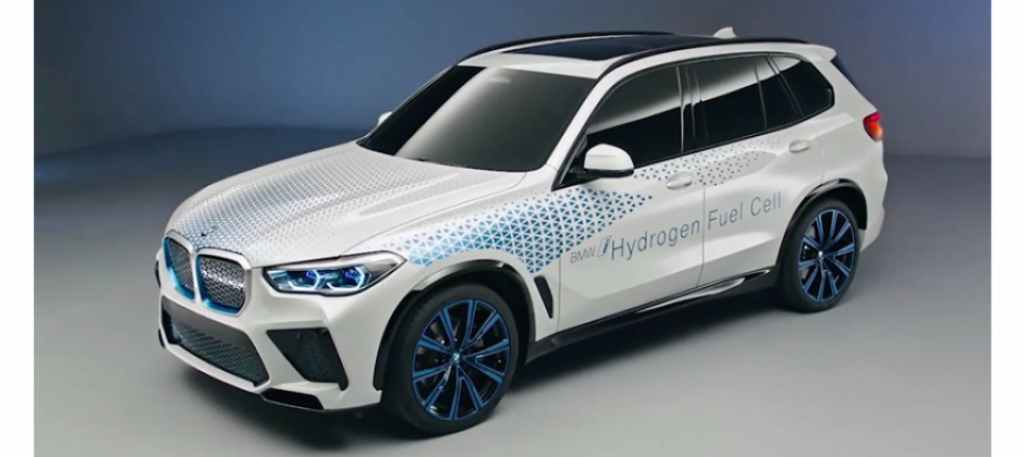 2023 BMW X5 Pictures