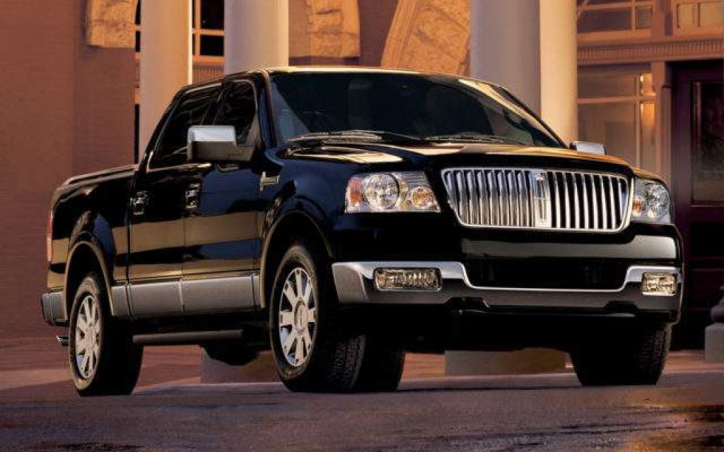 2022 Lincoln Mark LT Exterior