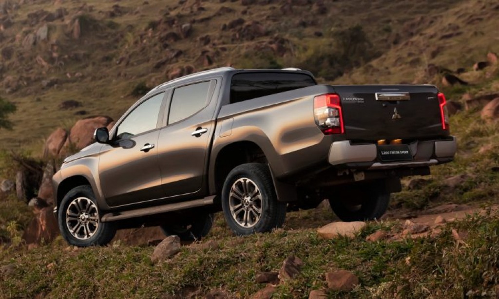 2022 Mitsubishi L200 Spy Photos