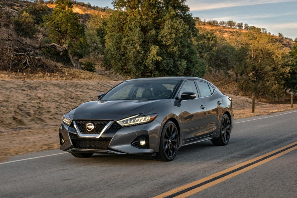 2022 Nissan Maxima Interior