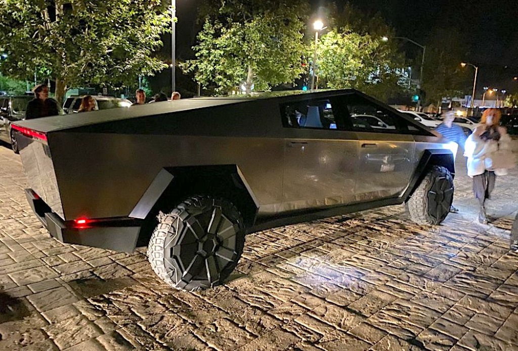 2022 Tesla Cybertruck Drivetrain