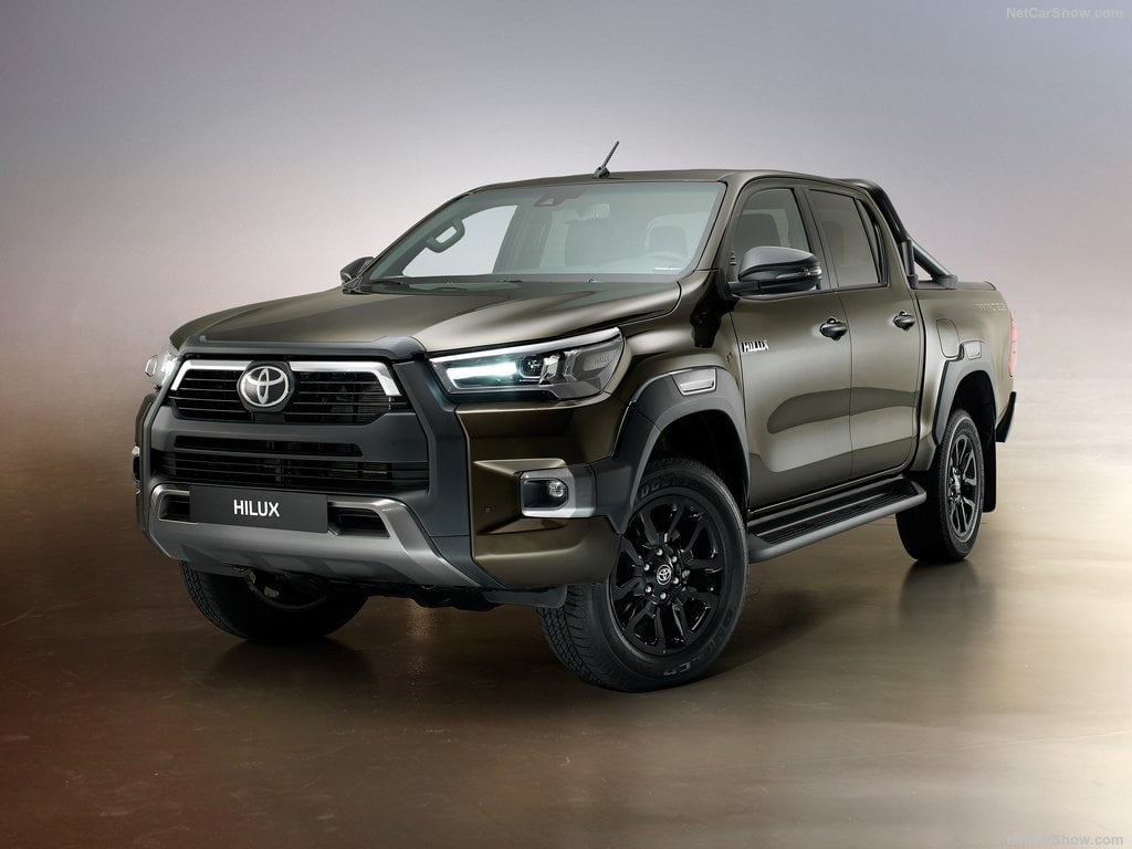 2022 Toyota HiLux Spy Photos