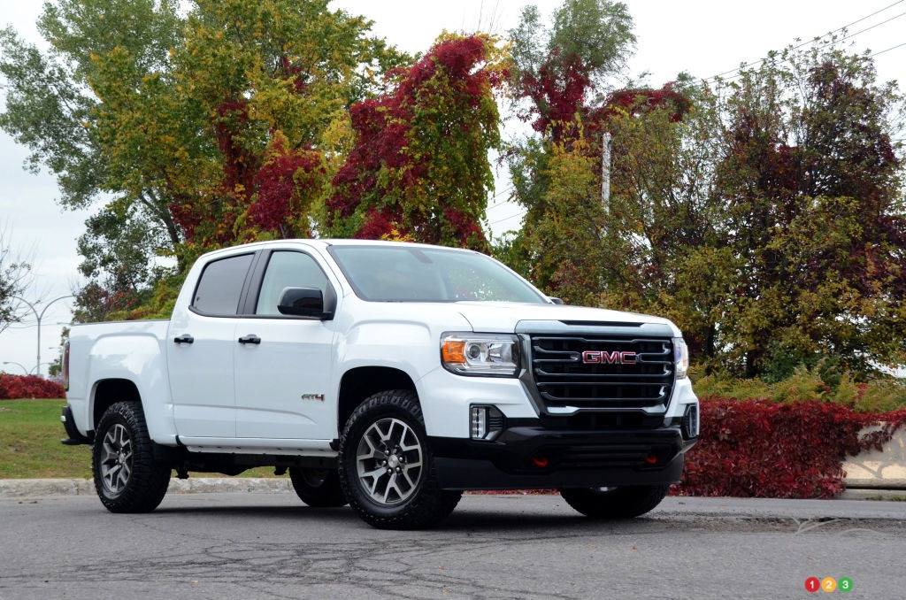 2023 GMC Canyon Images