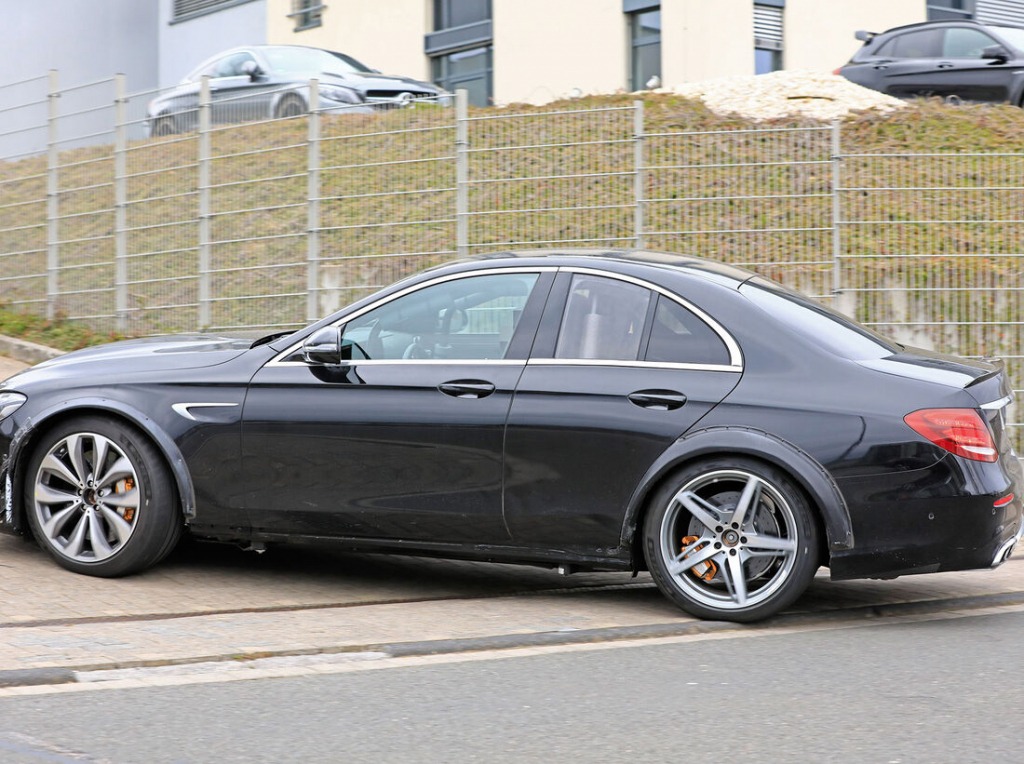 2023 Mercedes SL Engine