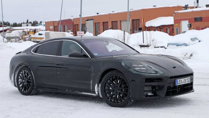 2024 Porsche Panamera Specs