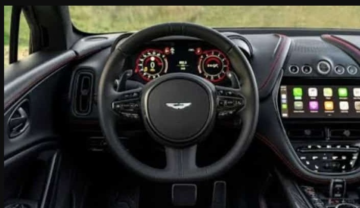2025 Aston Martin Vanquish Interior