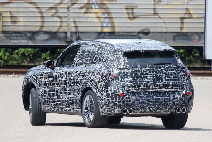 2025 BMW X3 Spy Shots 2